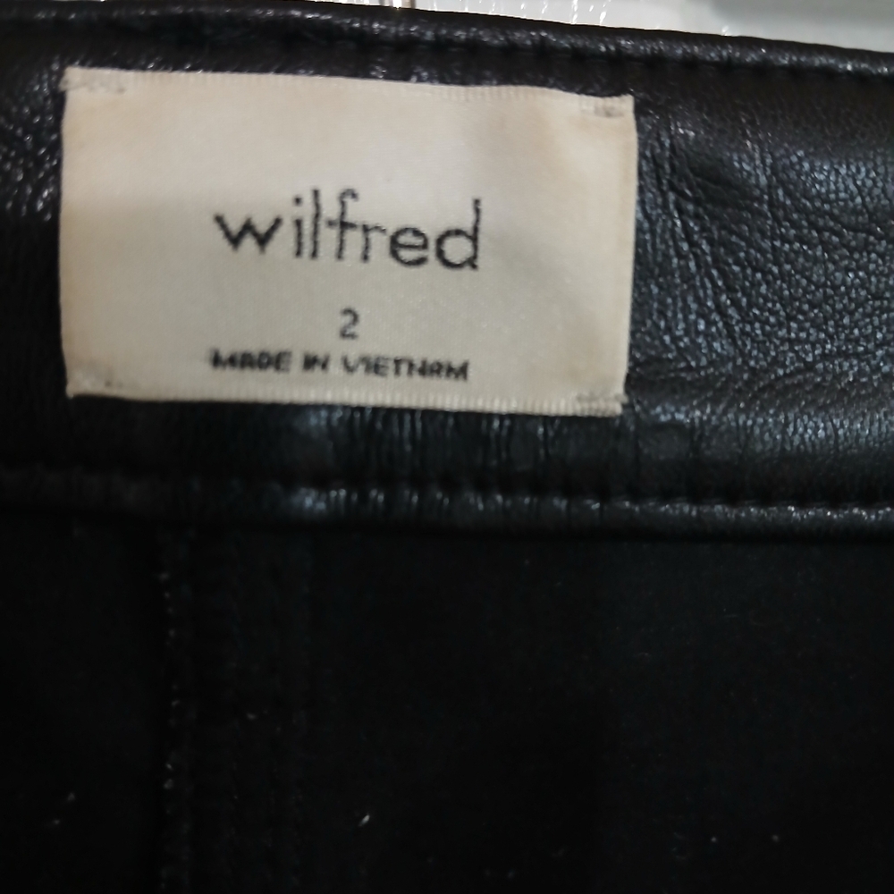 Wilfred Aritzia The Melina Faux Vegan Leather Straight Leg Trouser Pants Black 2 - Picture 4 of 6